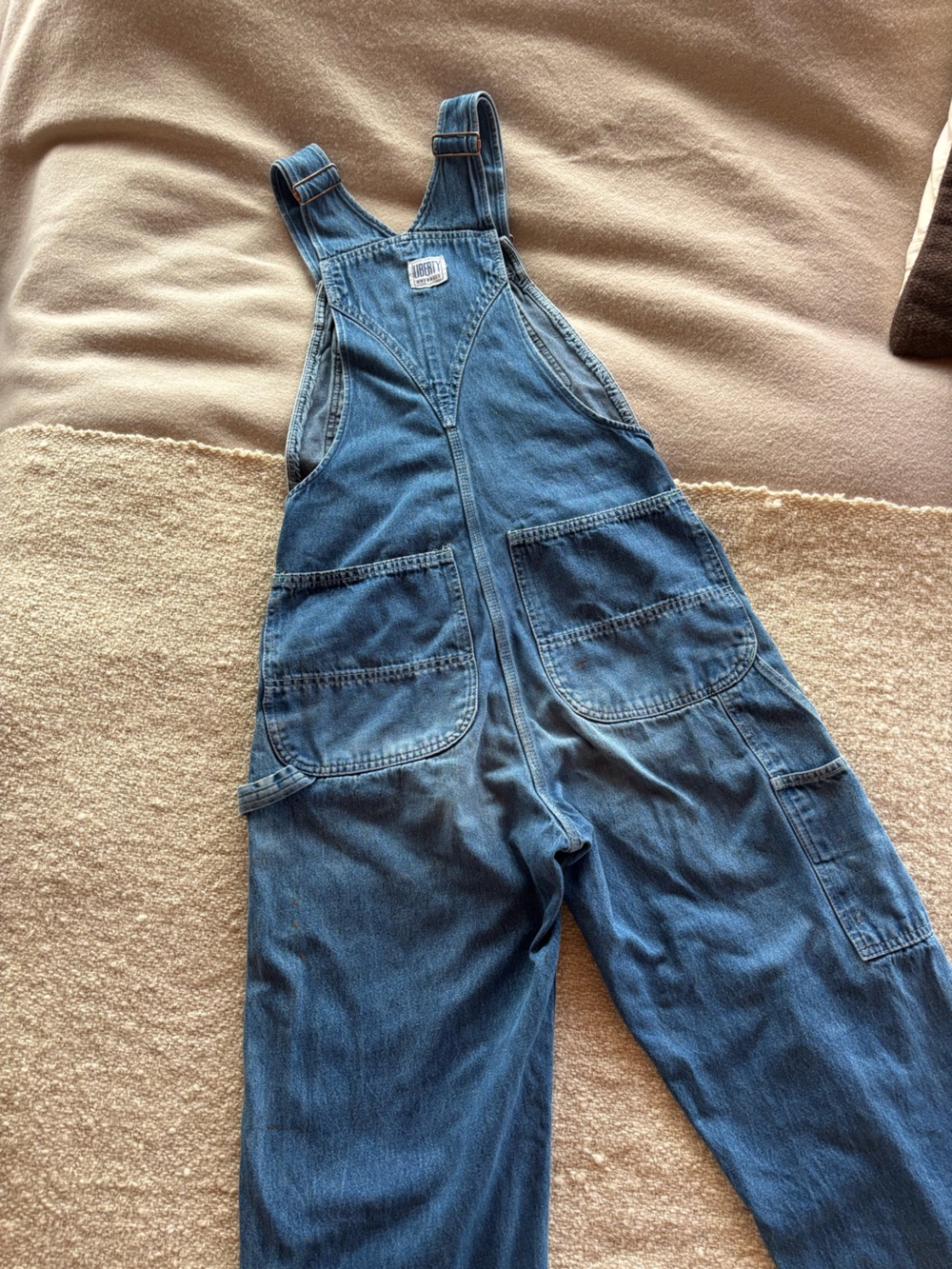 Vintage Distressed Liberty Bibs - Picture 6 of 10
